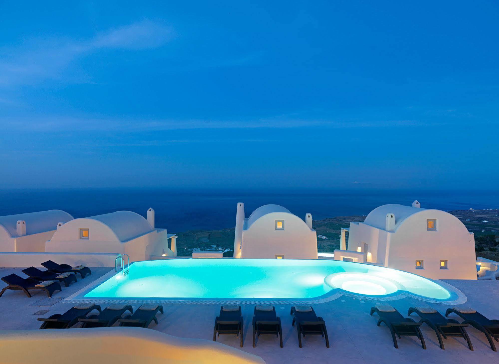 Hotel Dome Santorini 4*
