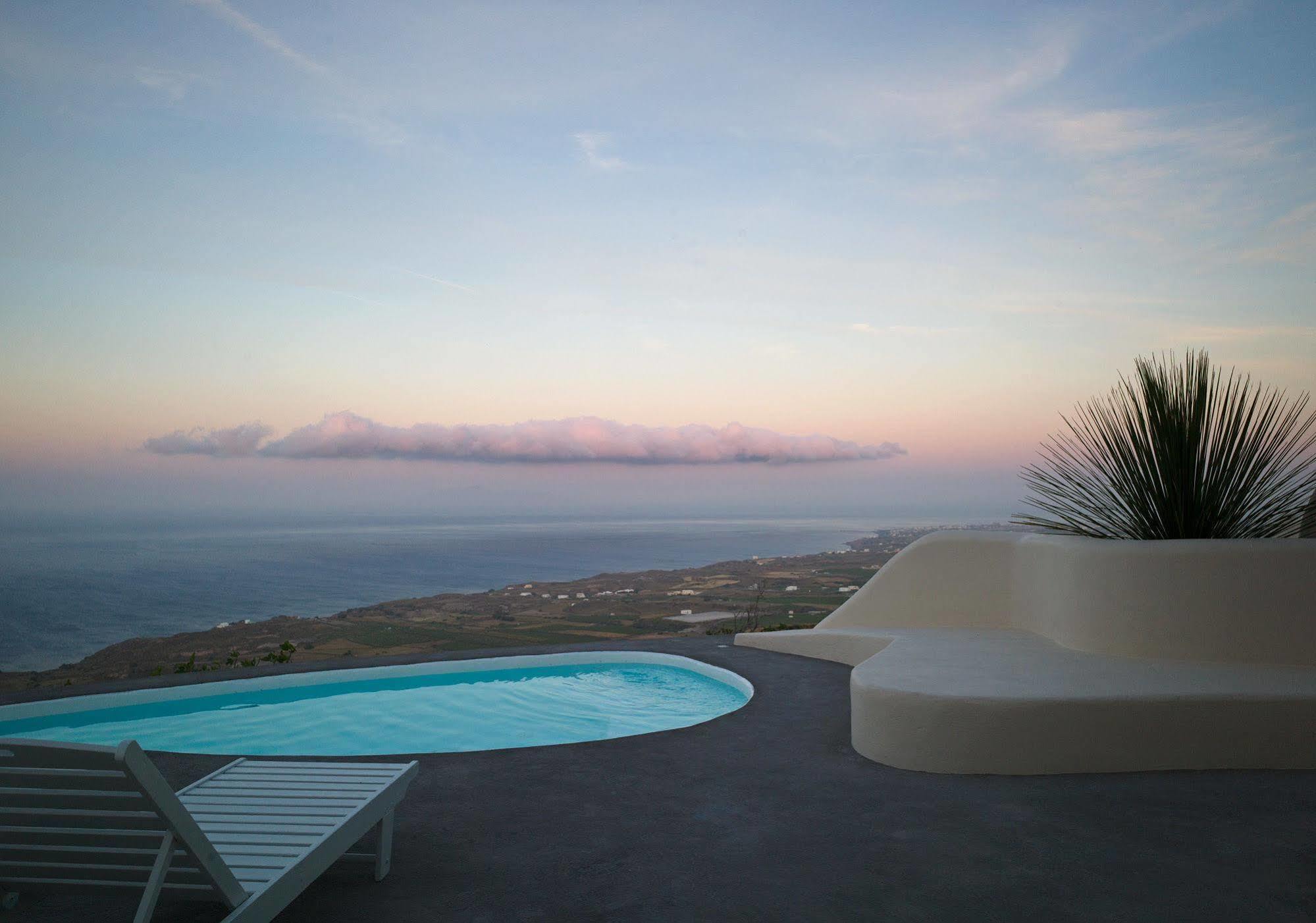 Hotel Dome Santorini 4*