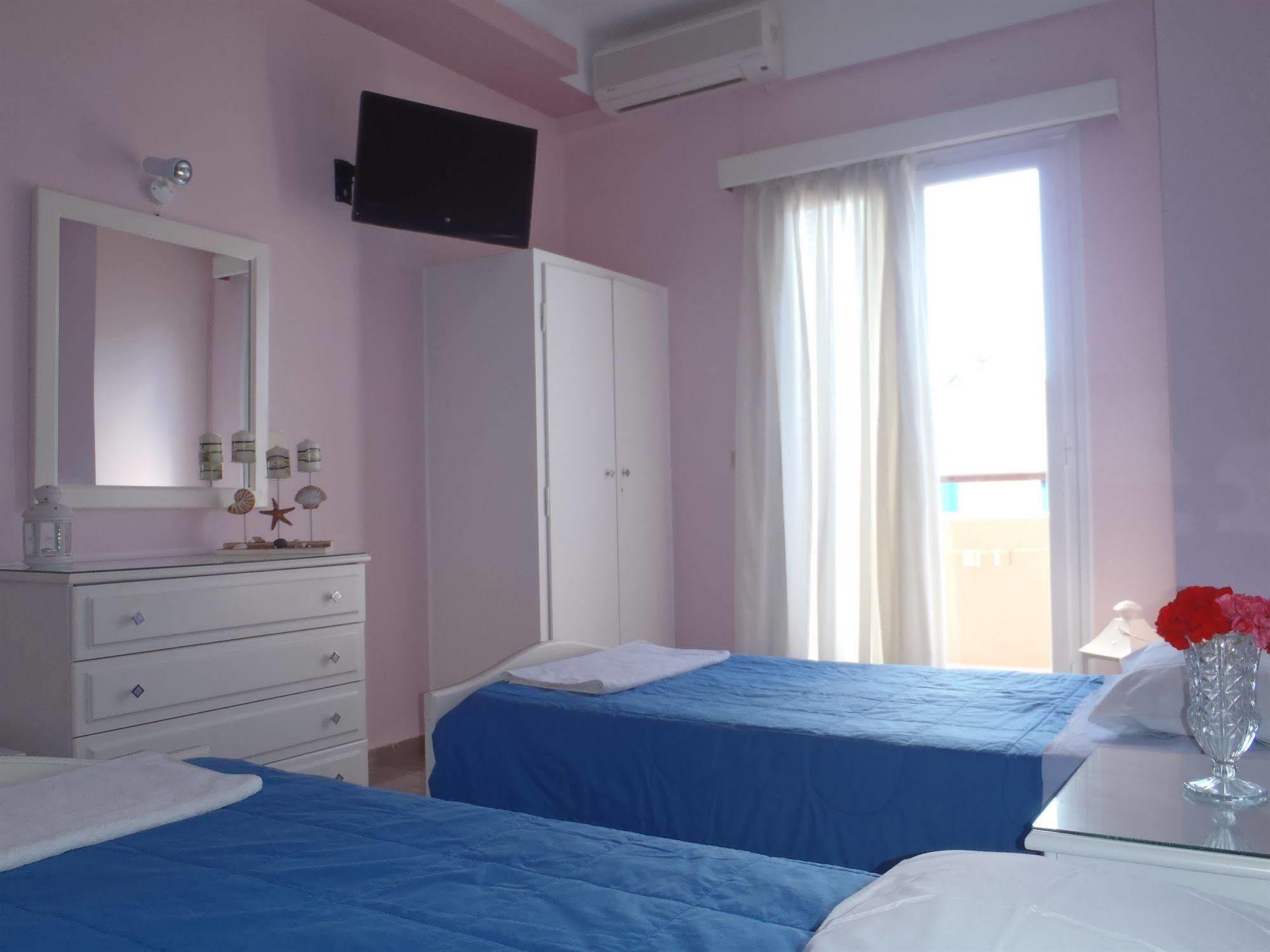 Argiris * Kamari (Santorini)