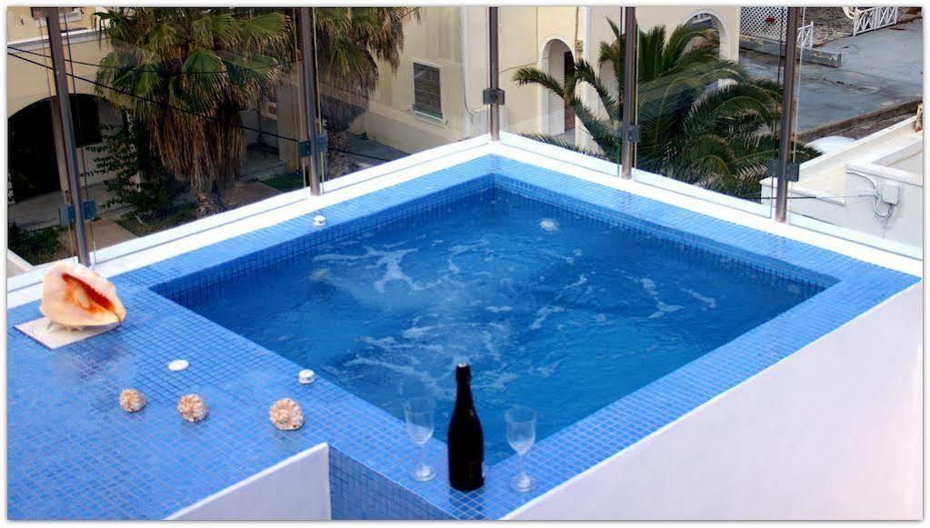 Argiris * Kamari (Santorini)
