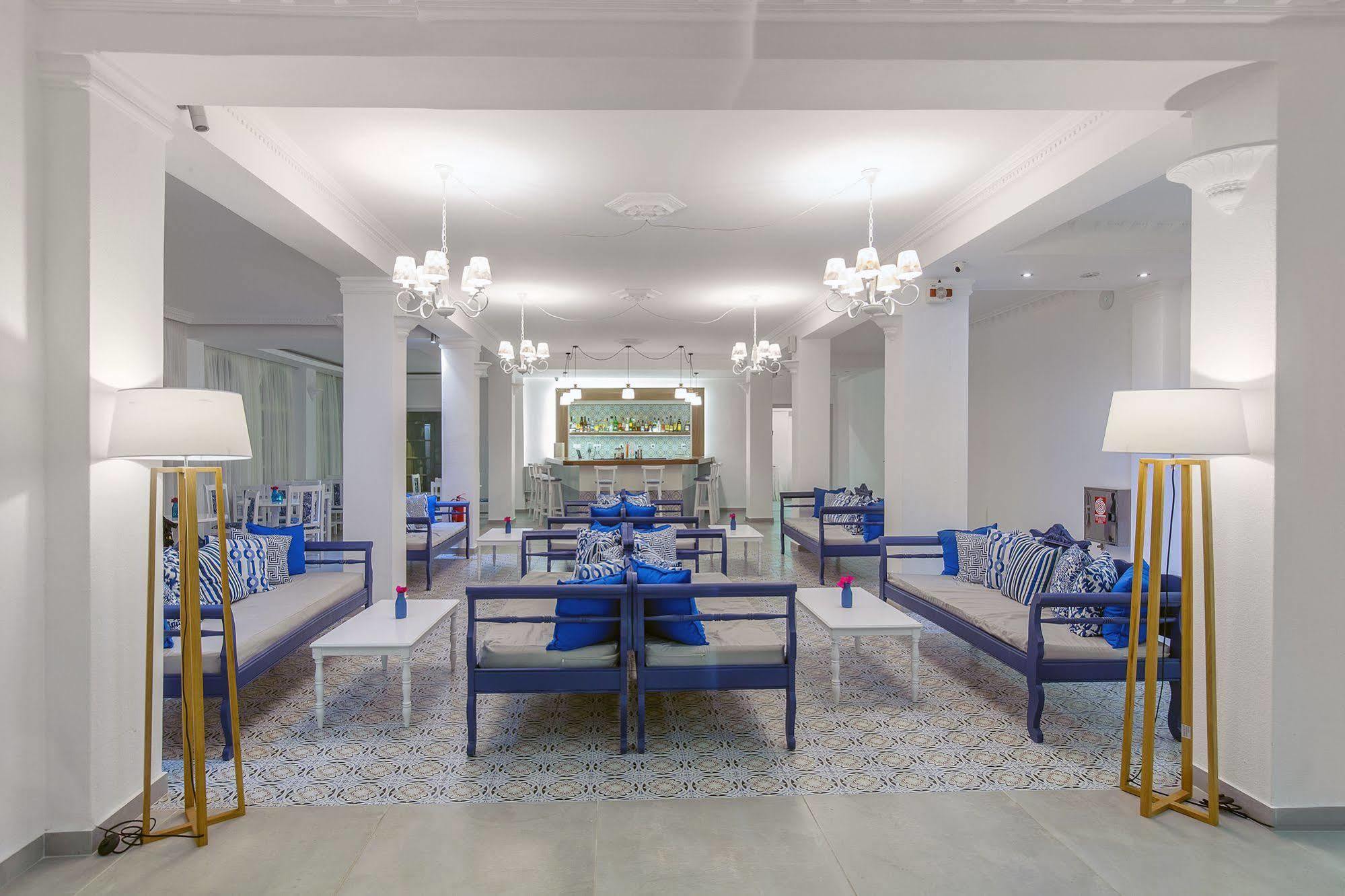 Hotel Rivari Santorini Kamári