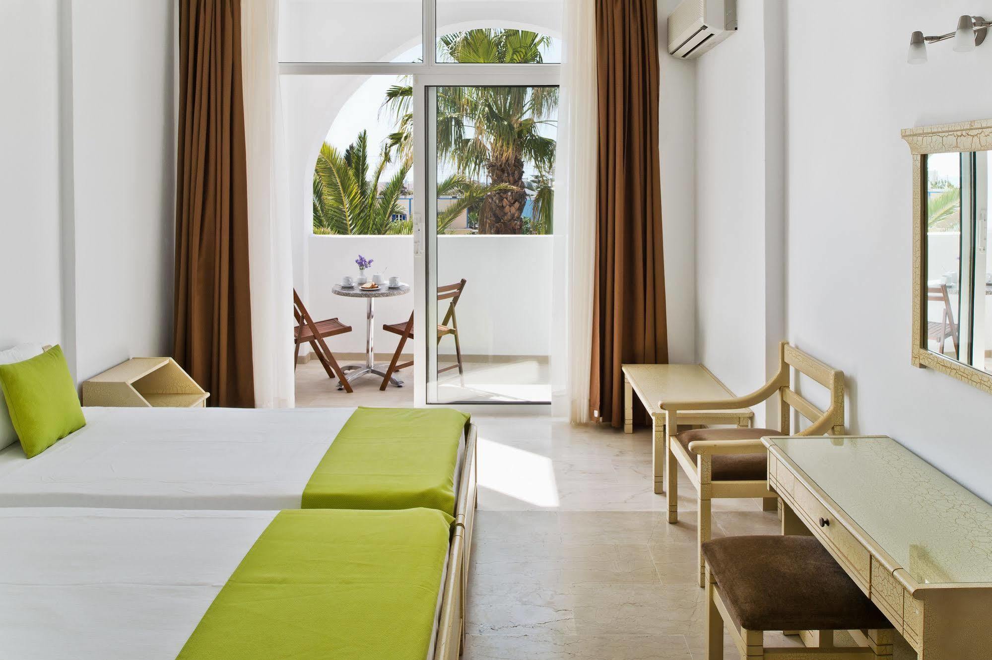 Makarios Hotel 3*