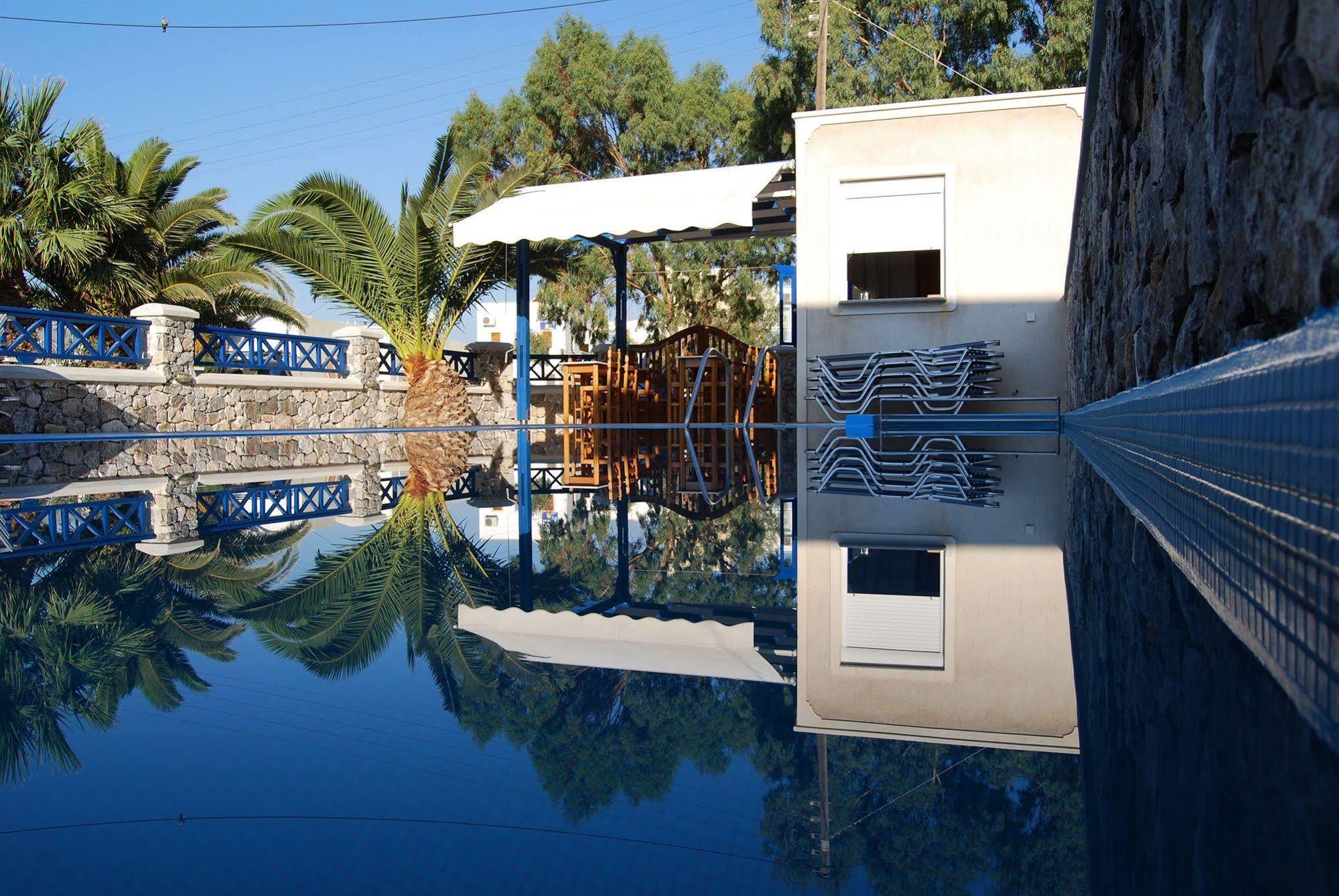 Aparthotel Aretousa 3*