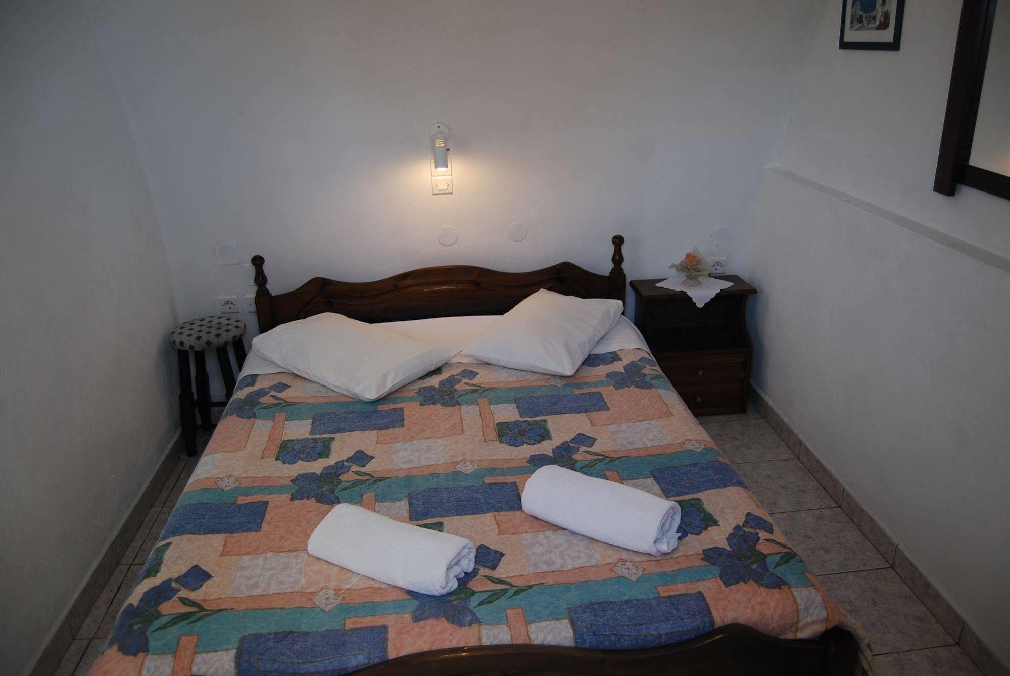 Aparthotel Aretousa Perissa (Santorini)