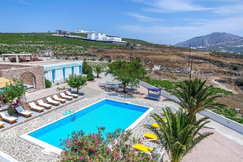 Zorbas Santorini Hotel 3*