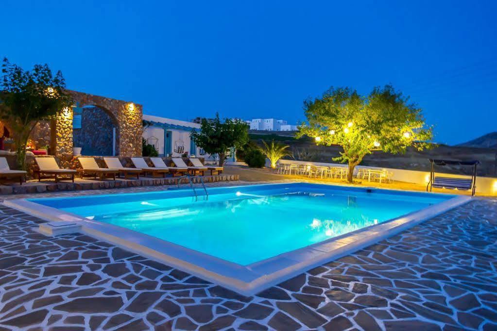 Zorbas Santorini Hotel Pyrgos Kallistis