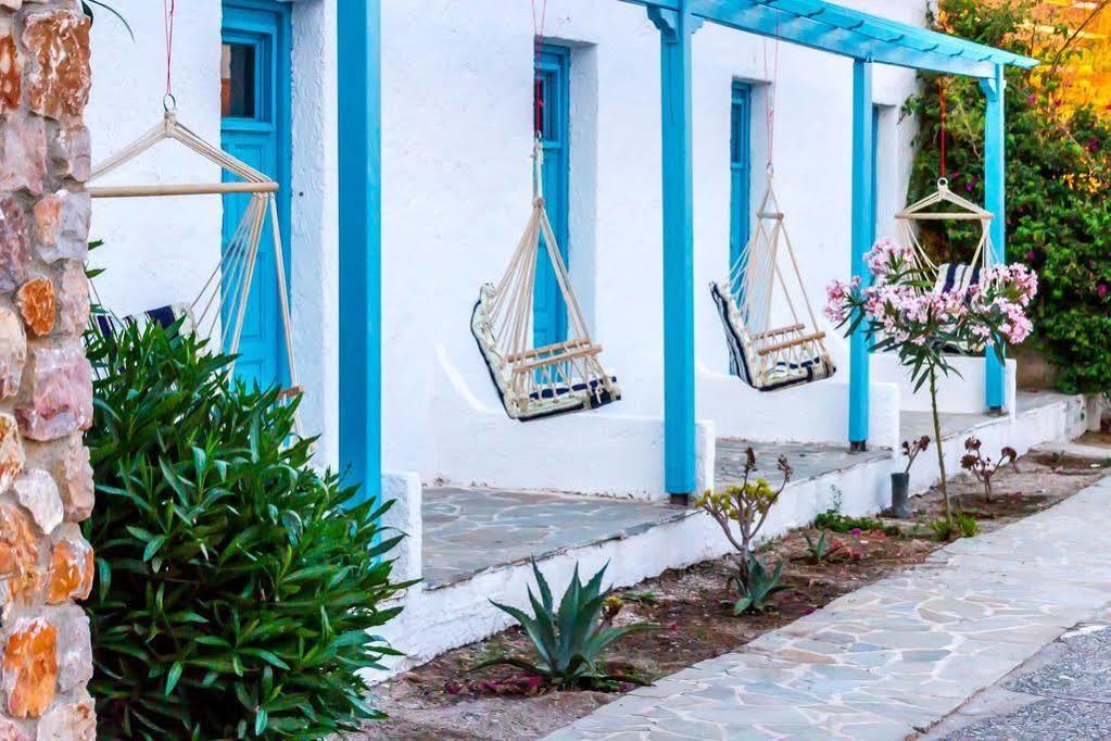 Zorbas Santorini 3*