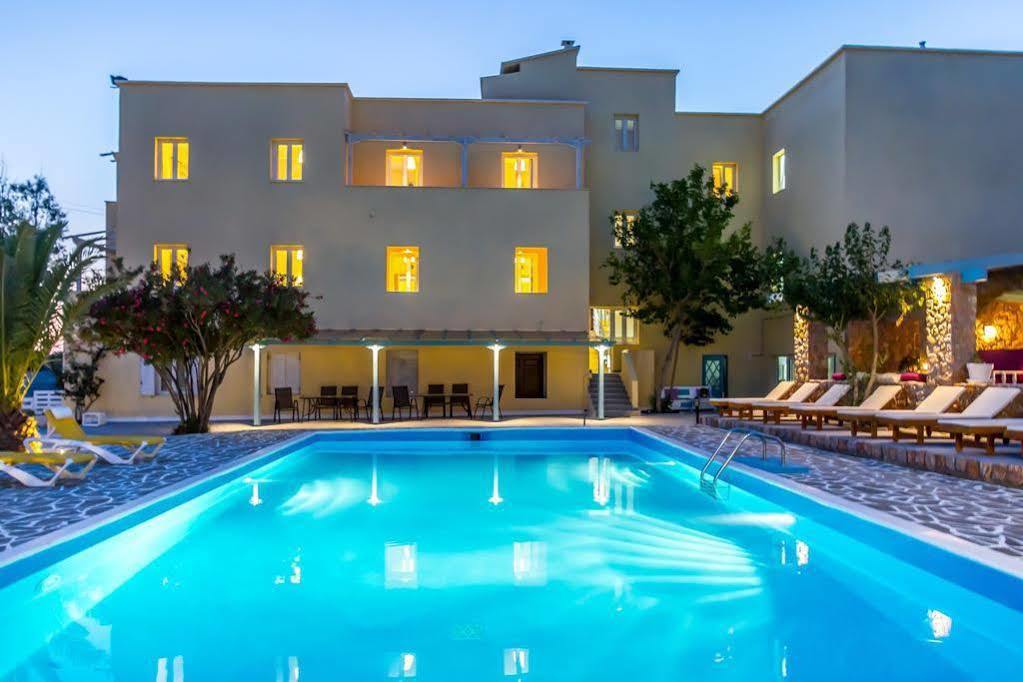 Hotel Zorbas Santorini