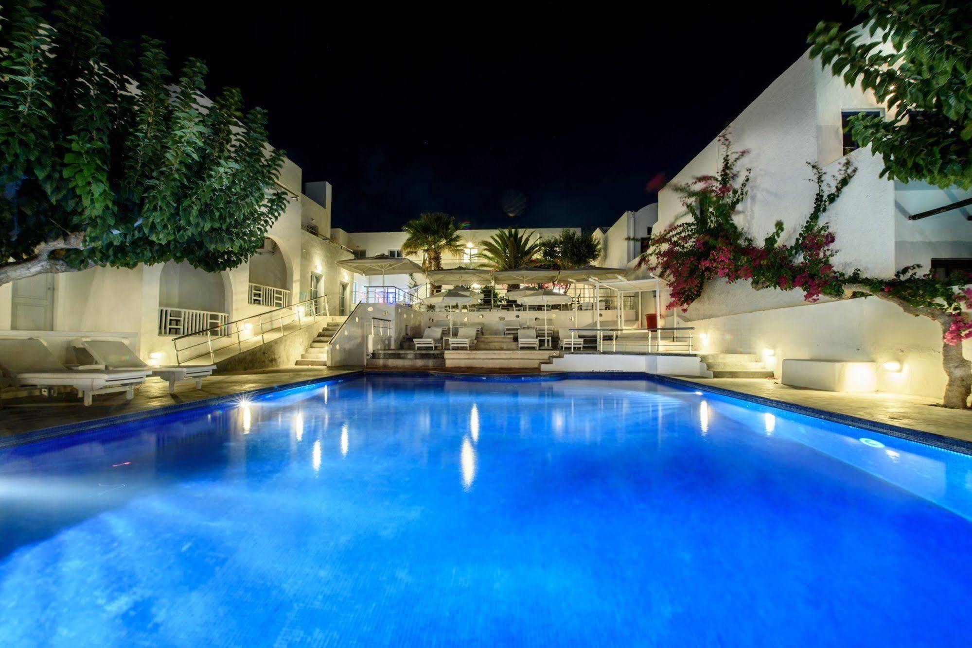 Rk Kamari (Santorini)