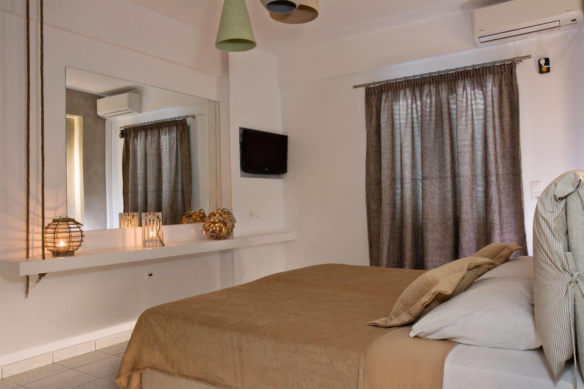 Marios Aparthotel