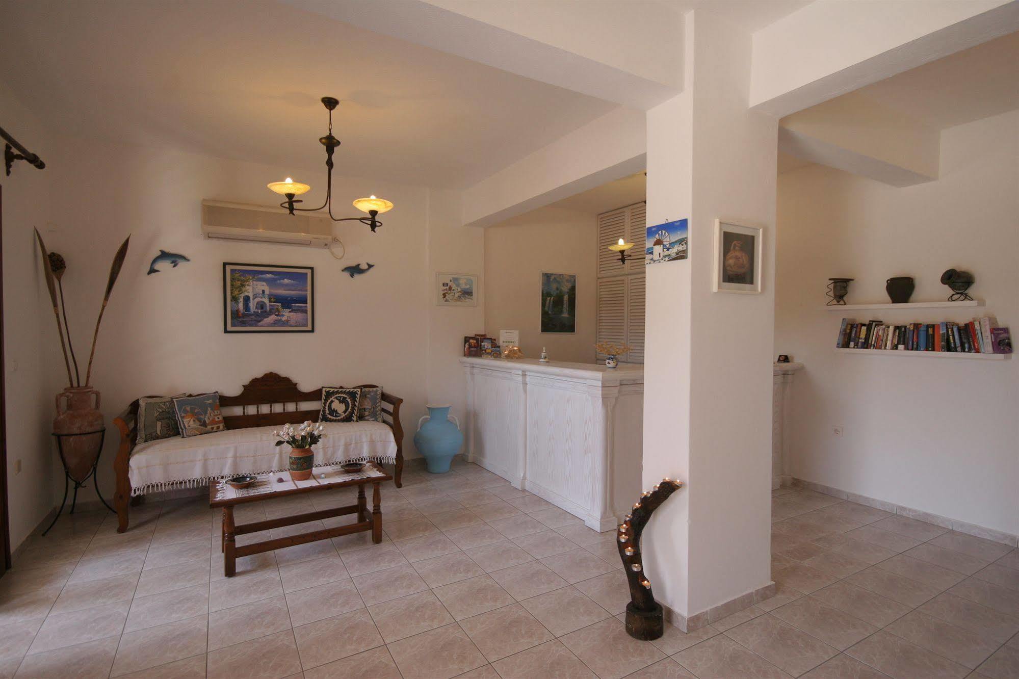 Hotel Horizon Kamari (Santorini)