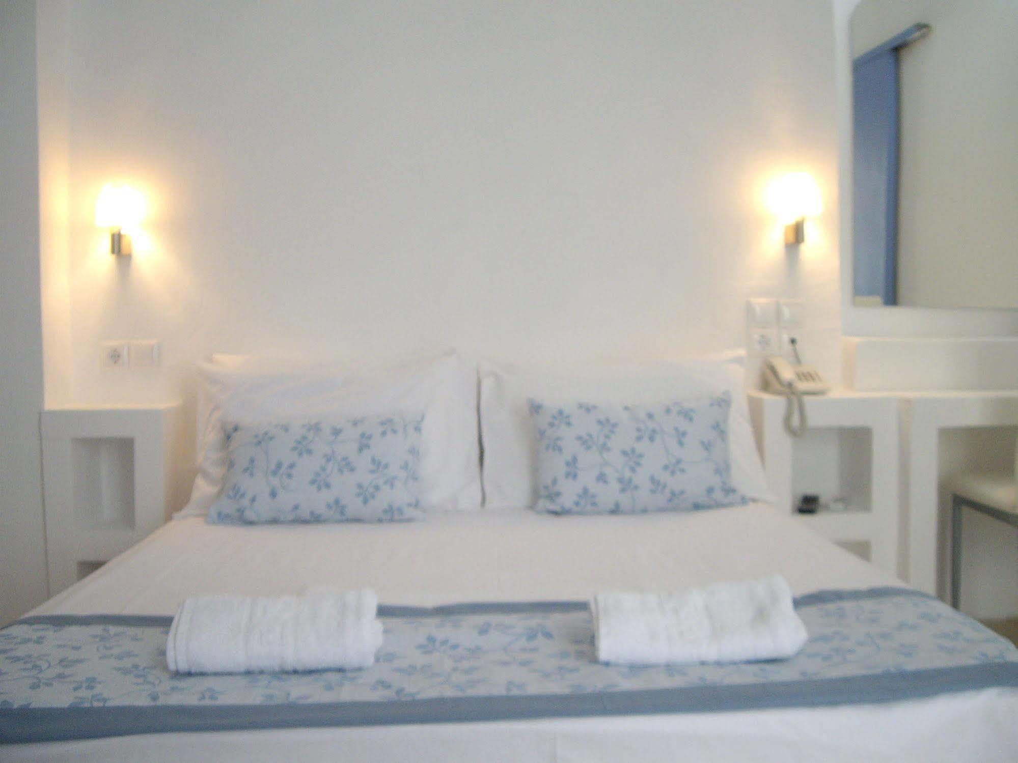 Hotel Poseidon Kamari (Santorini)