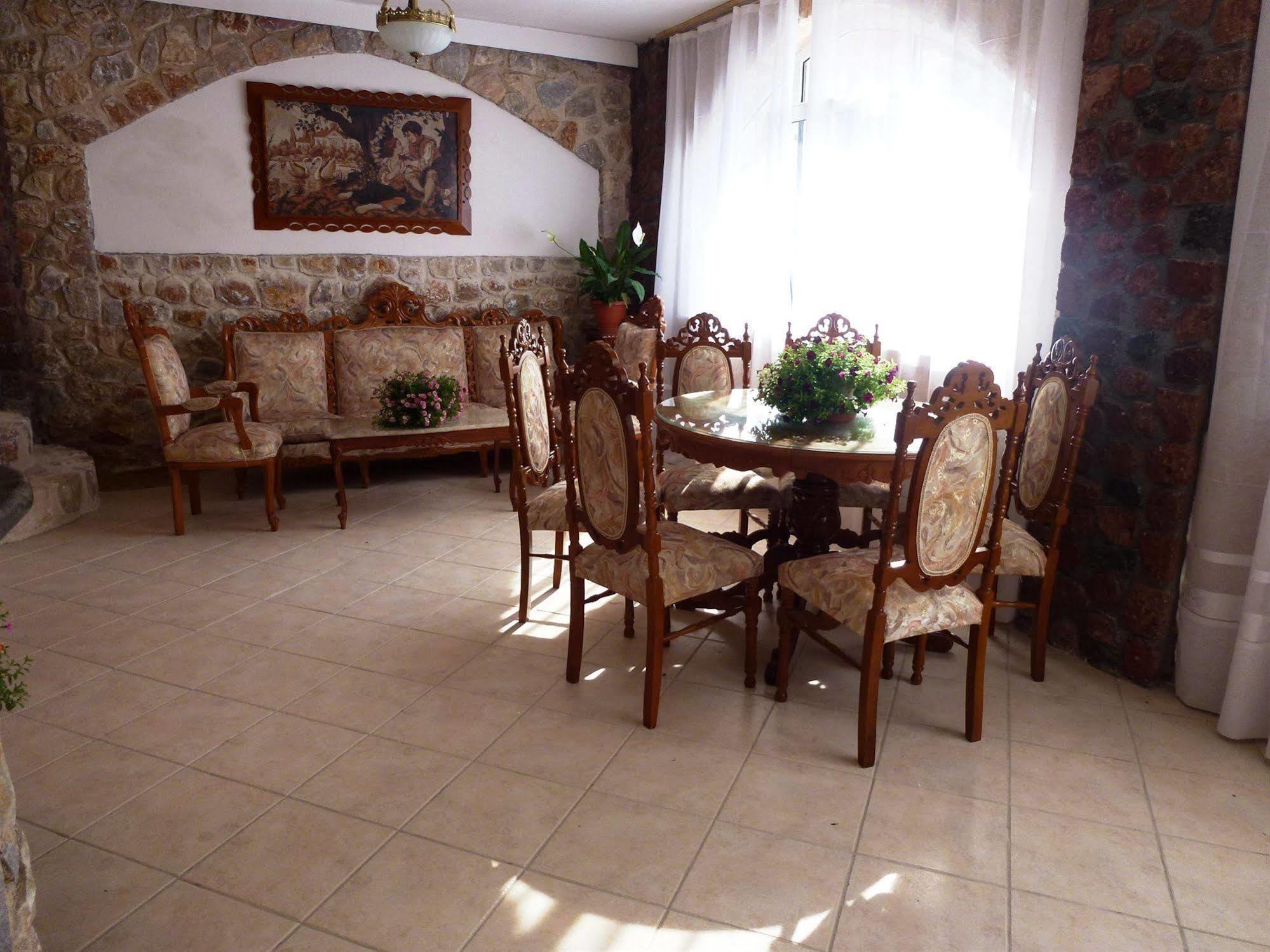 Aparthotel Atalos