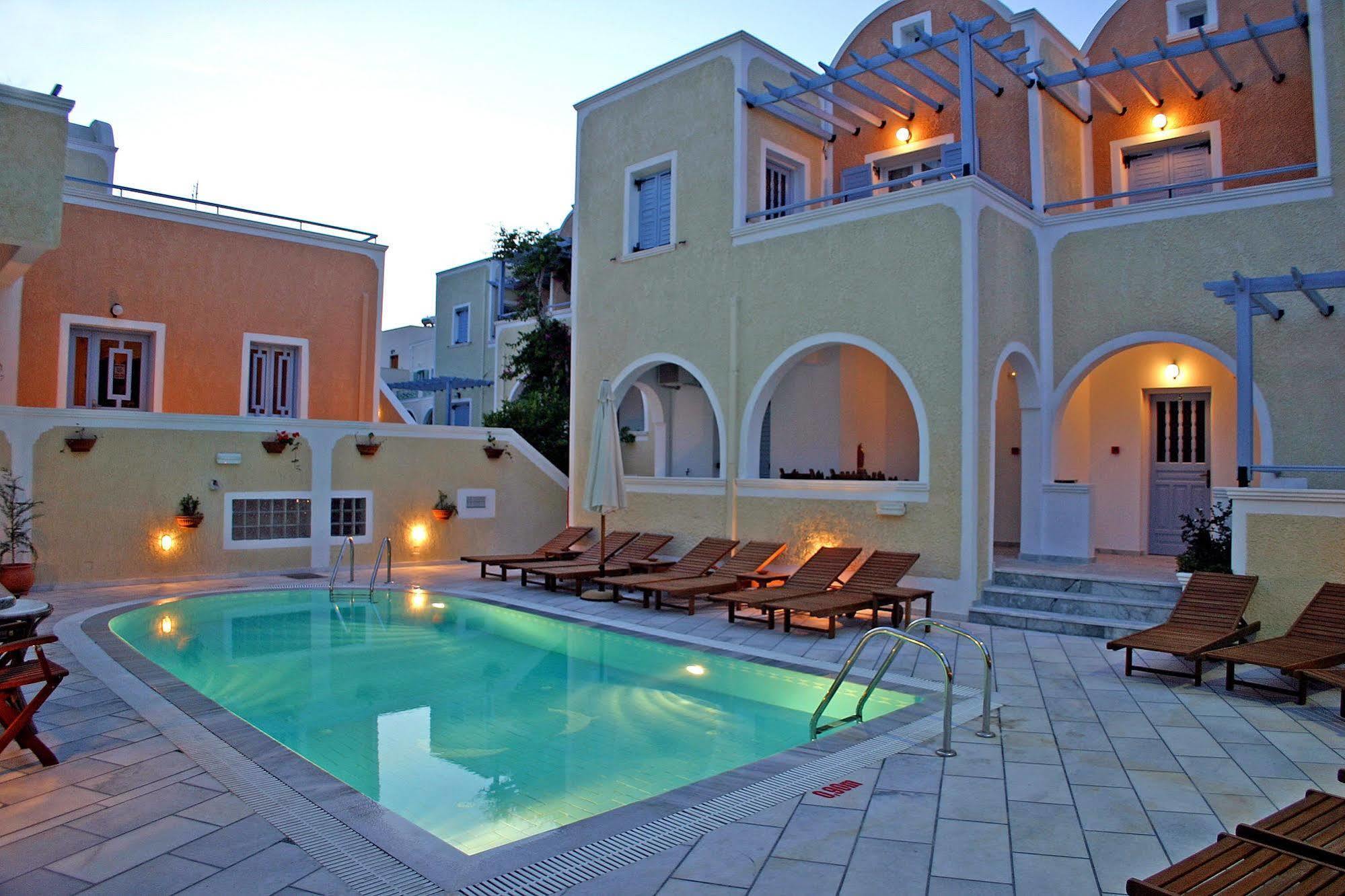 Aparthotel Sellada 3*