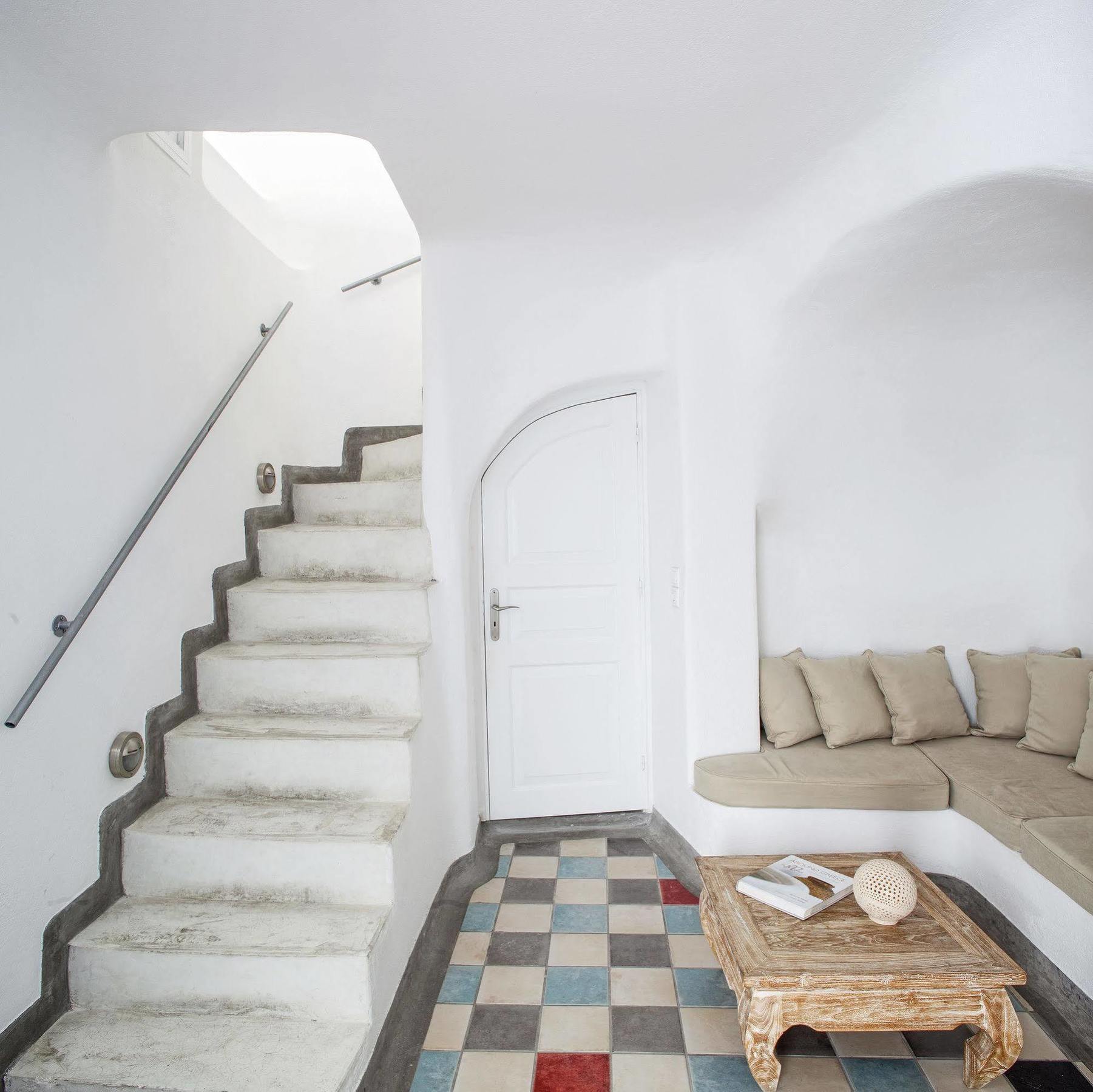 Ikastikies Aparthotel Fira (Santorini)