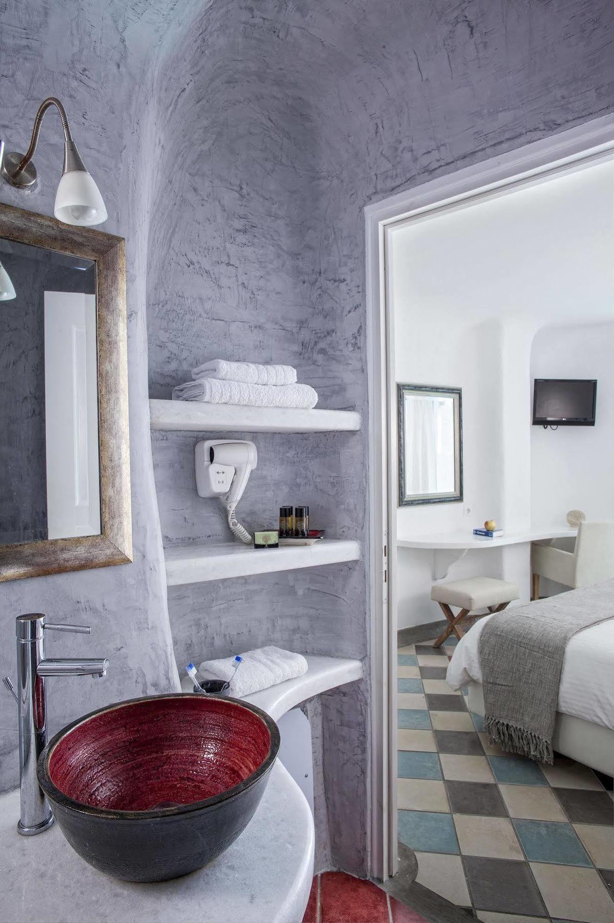 Ikastikies Aparthotel 4*