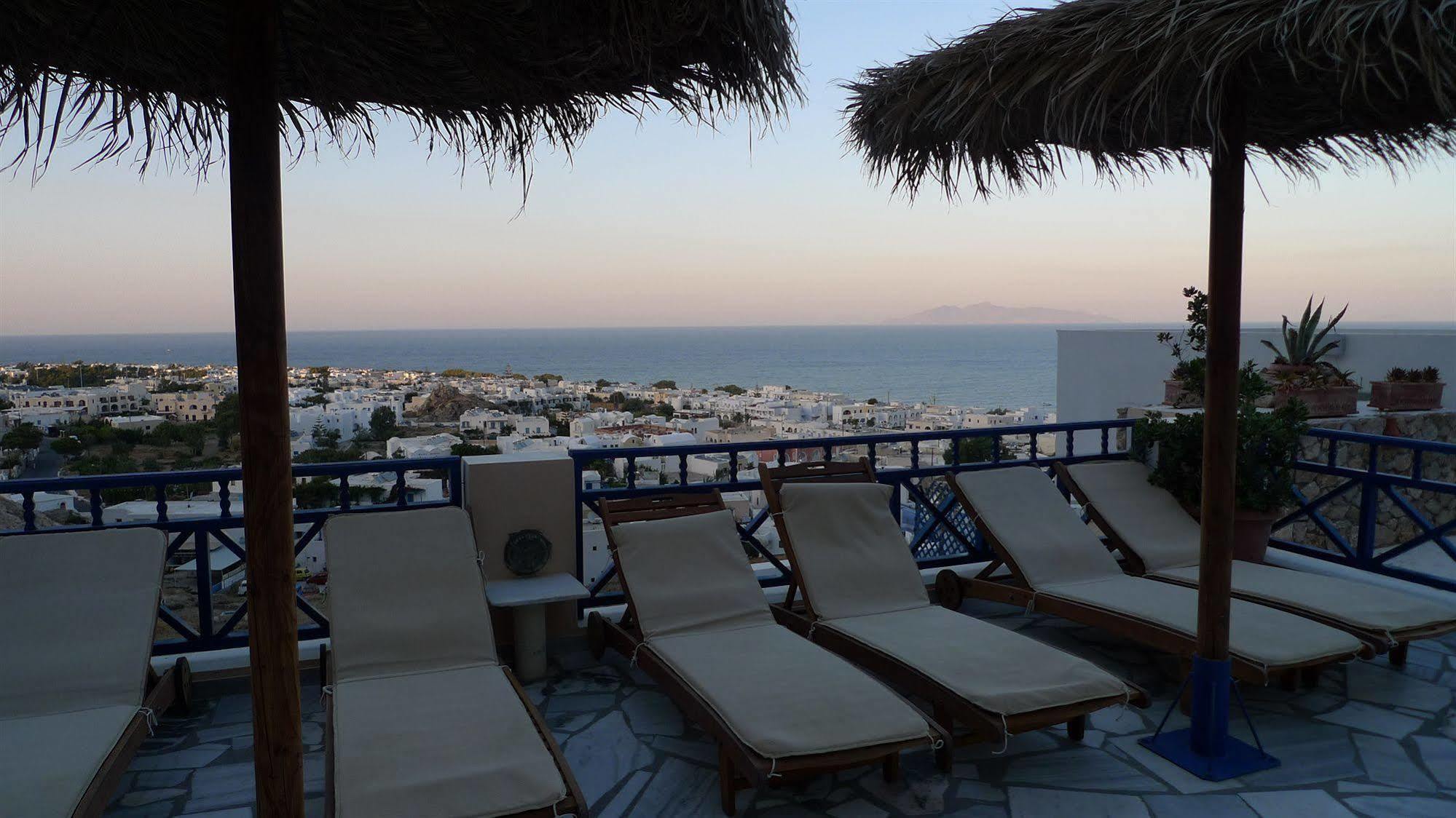 Aegean View Kamari (Santorini)