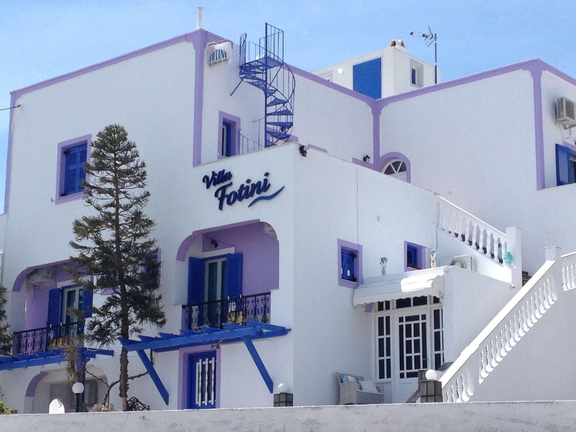 Fotini Aparthotel Firostefani