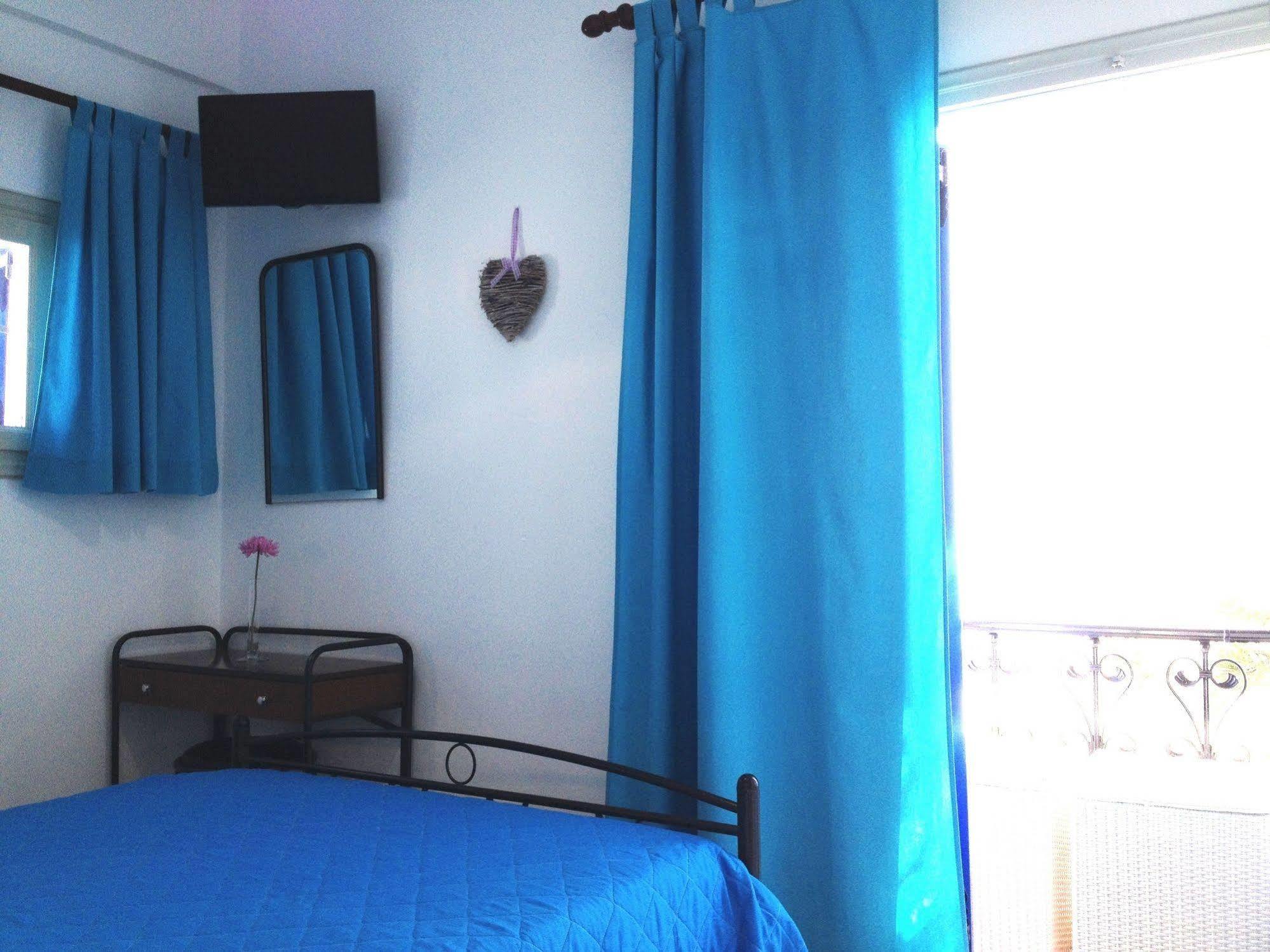 Aparthotel Fotini Firostefani