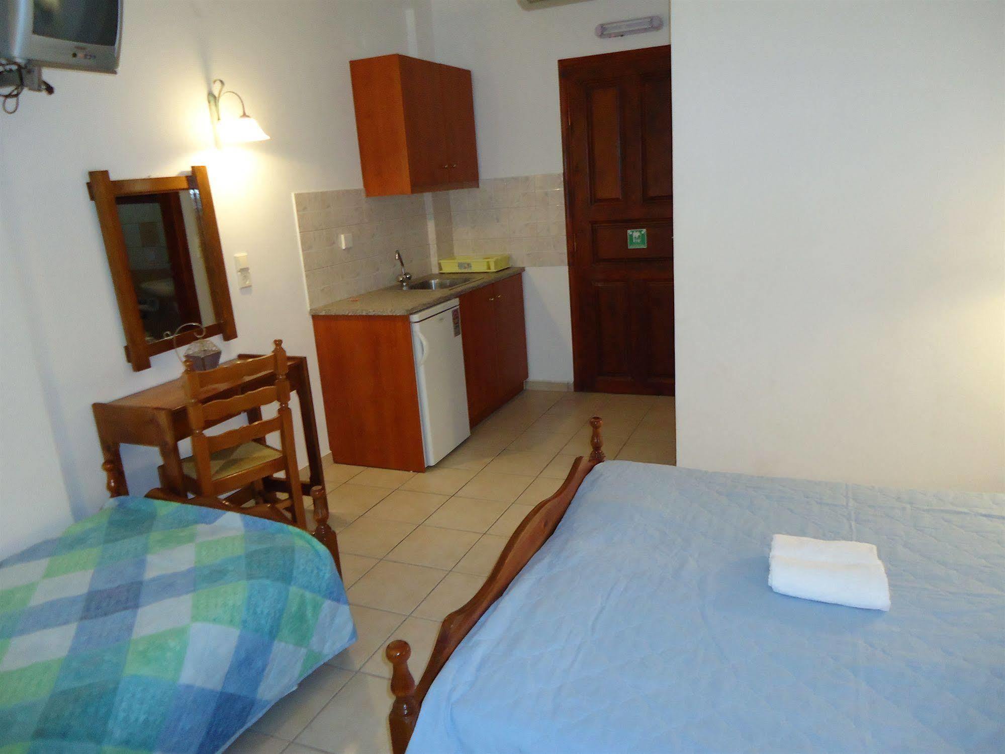 Mandilaria Guest house