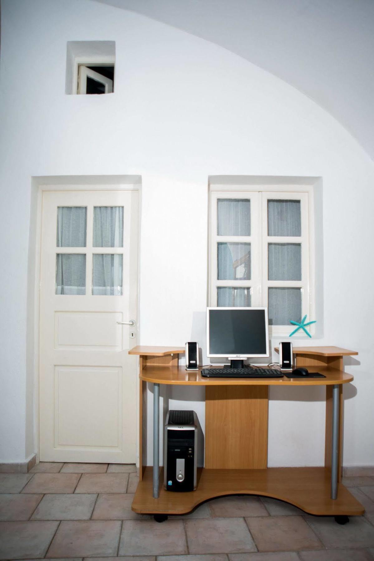 Prekas Apartment *