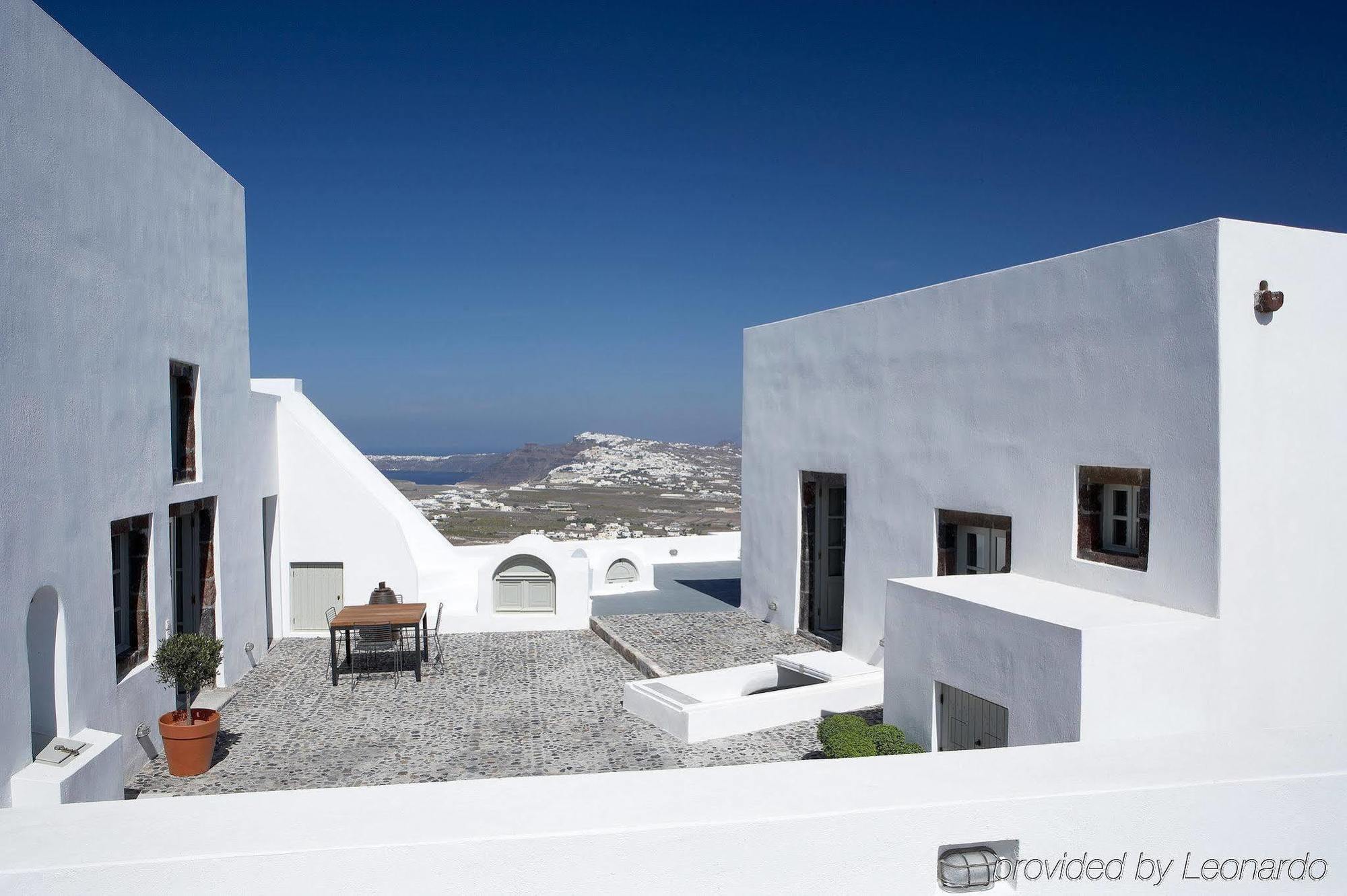 Villa Fabrica Santorini Pyrgos Kallistis