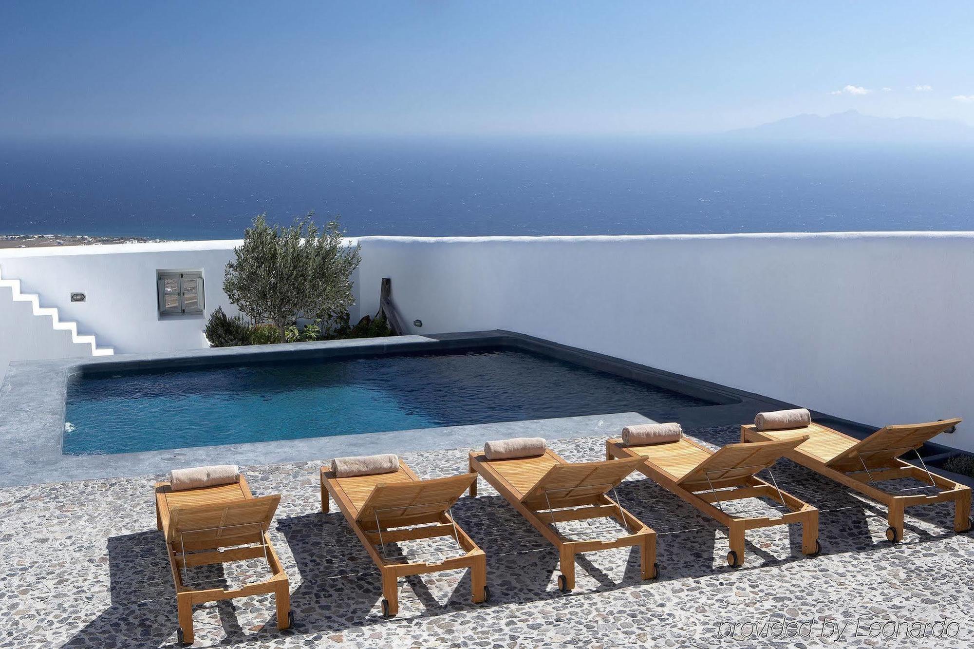 Fabrica Santorini * Pyrgos Kallistis
