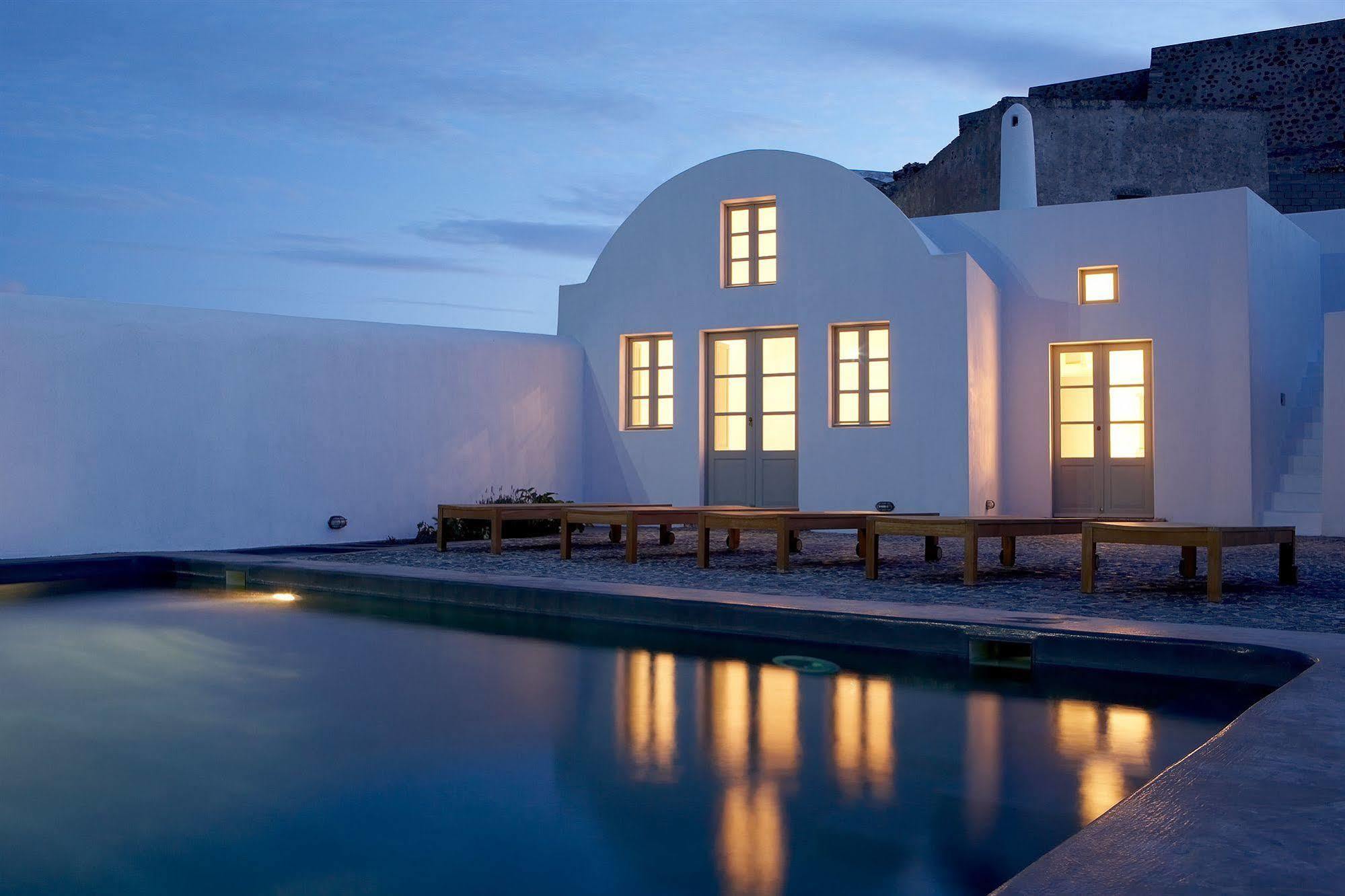 Fabrica Santorini Villa *