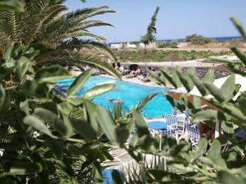 Kafouros 2* Kamari (Santorini)