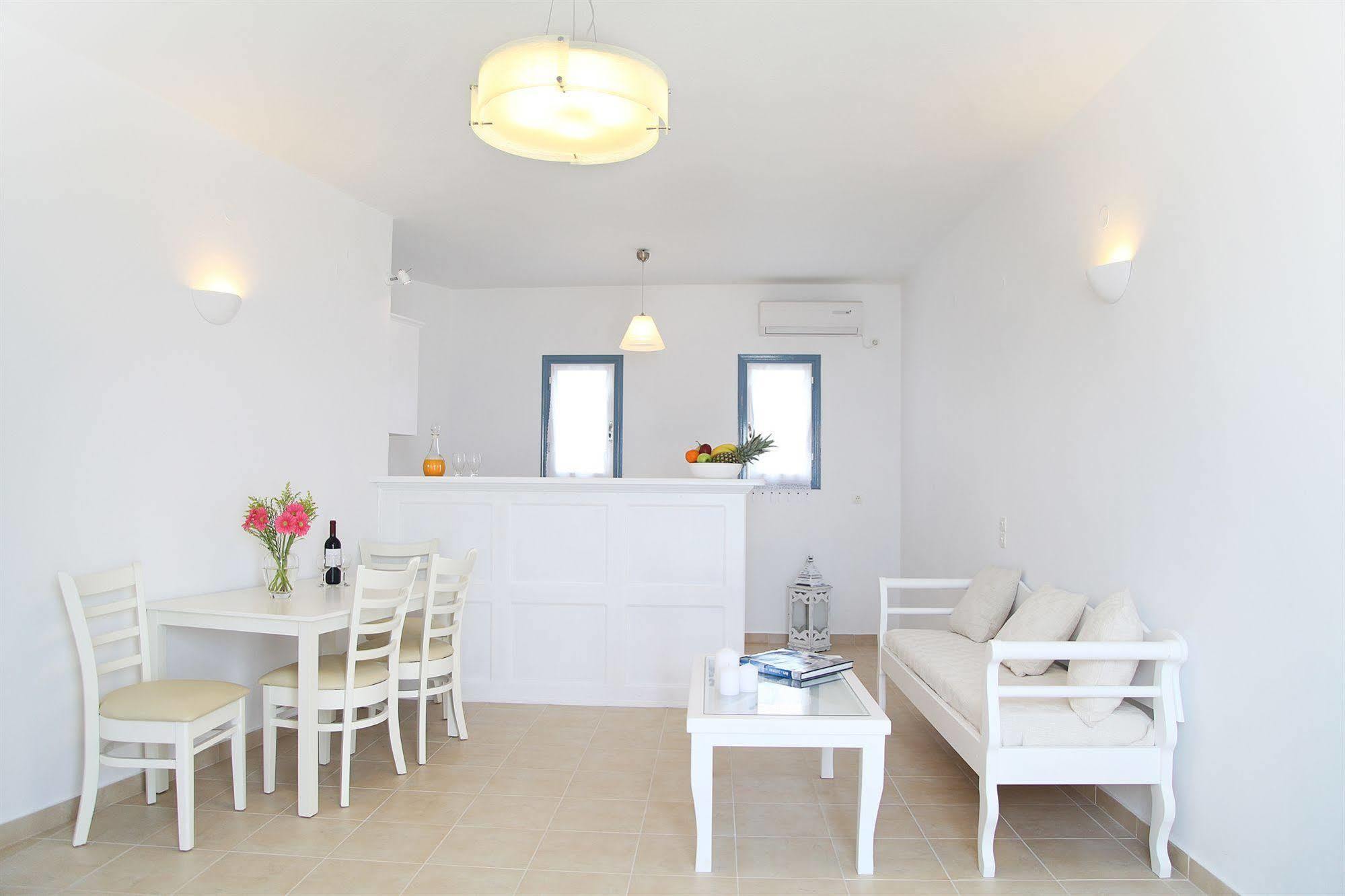 Hotel Athiri Santorini