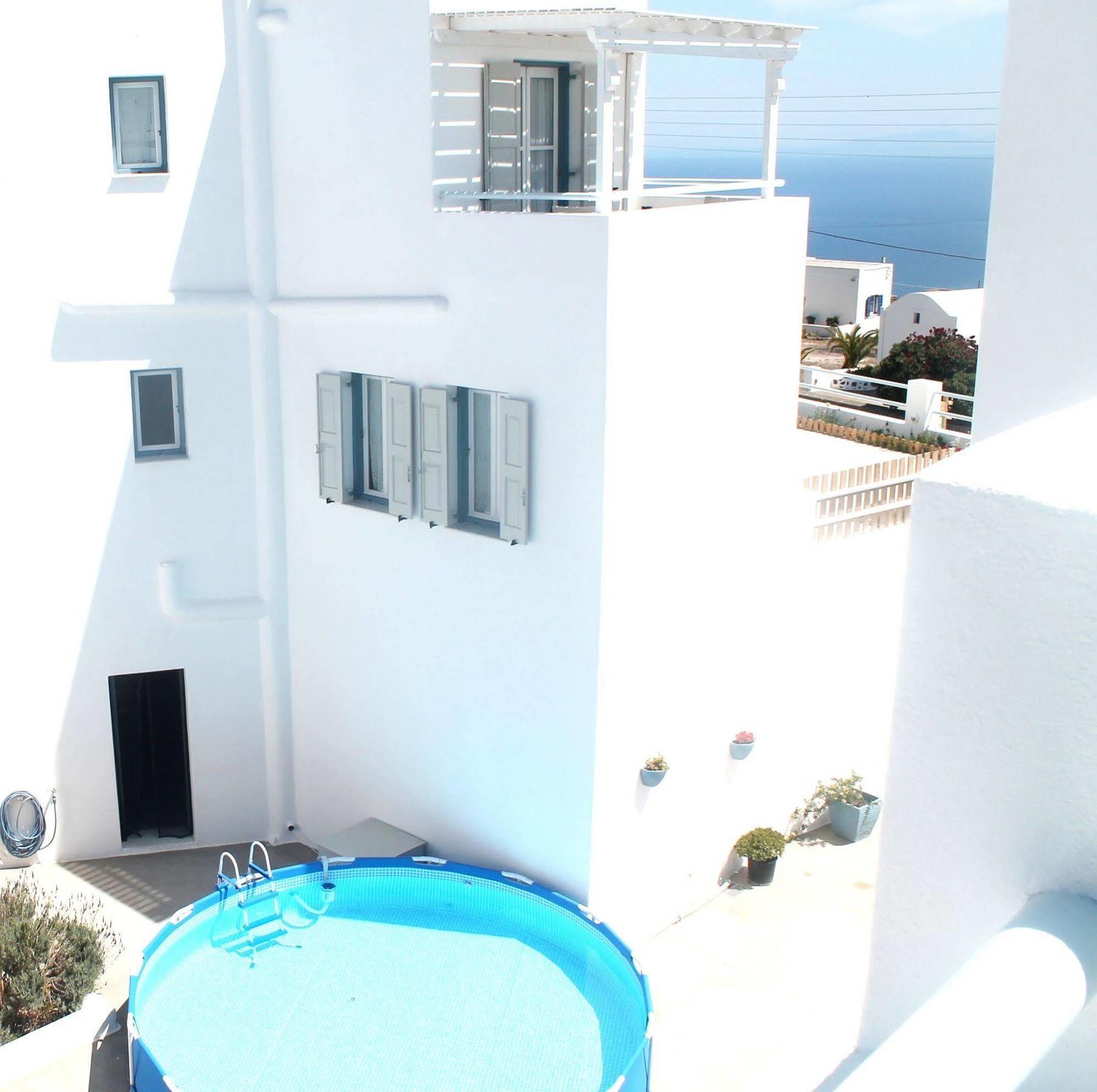 Athiri Santorini Hotel 3*