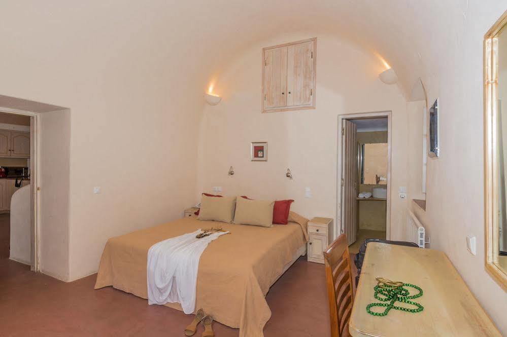 Kisiris Villa Imerovigli (Santorini)