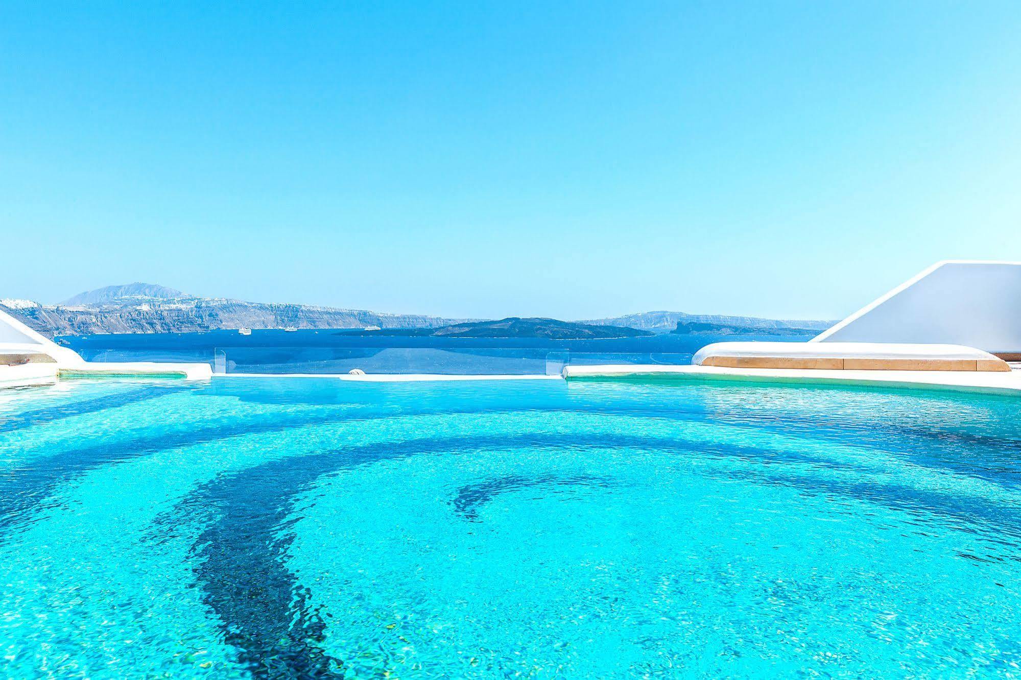 Hotel Santorini Secret Premium 4*
