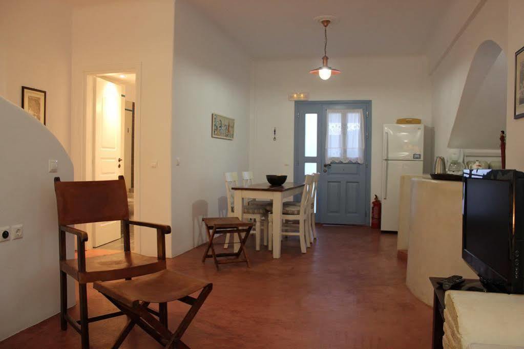 Holiday home Theros Houses Santorini *