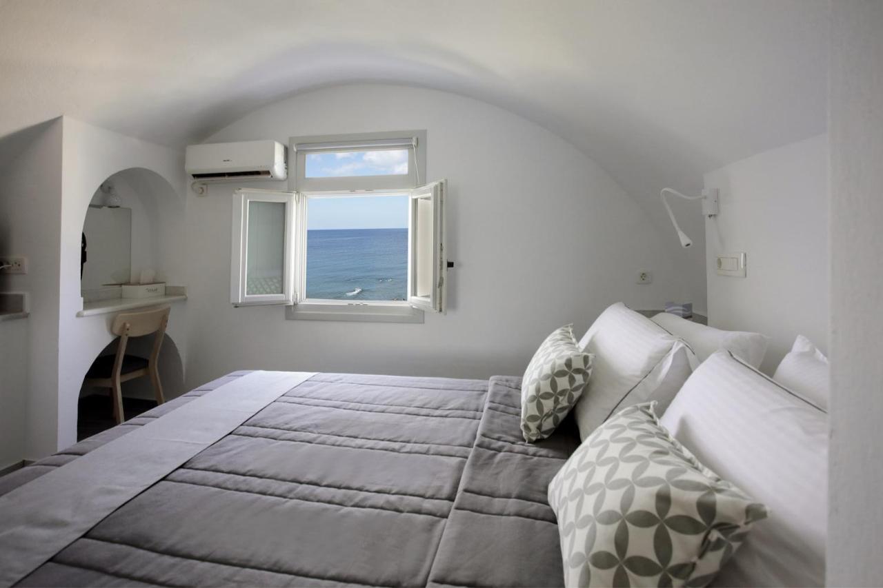 Sigalas Kamari (Santorini)