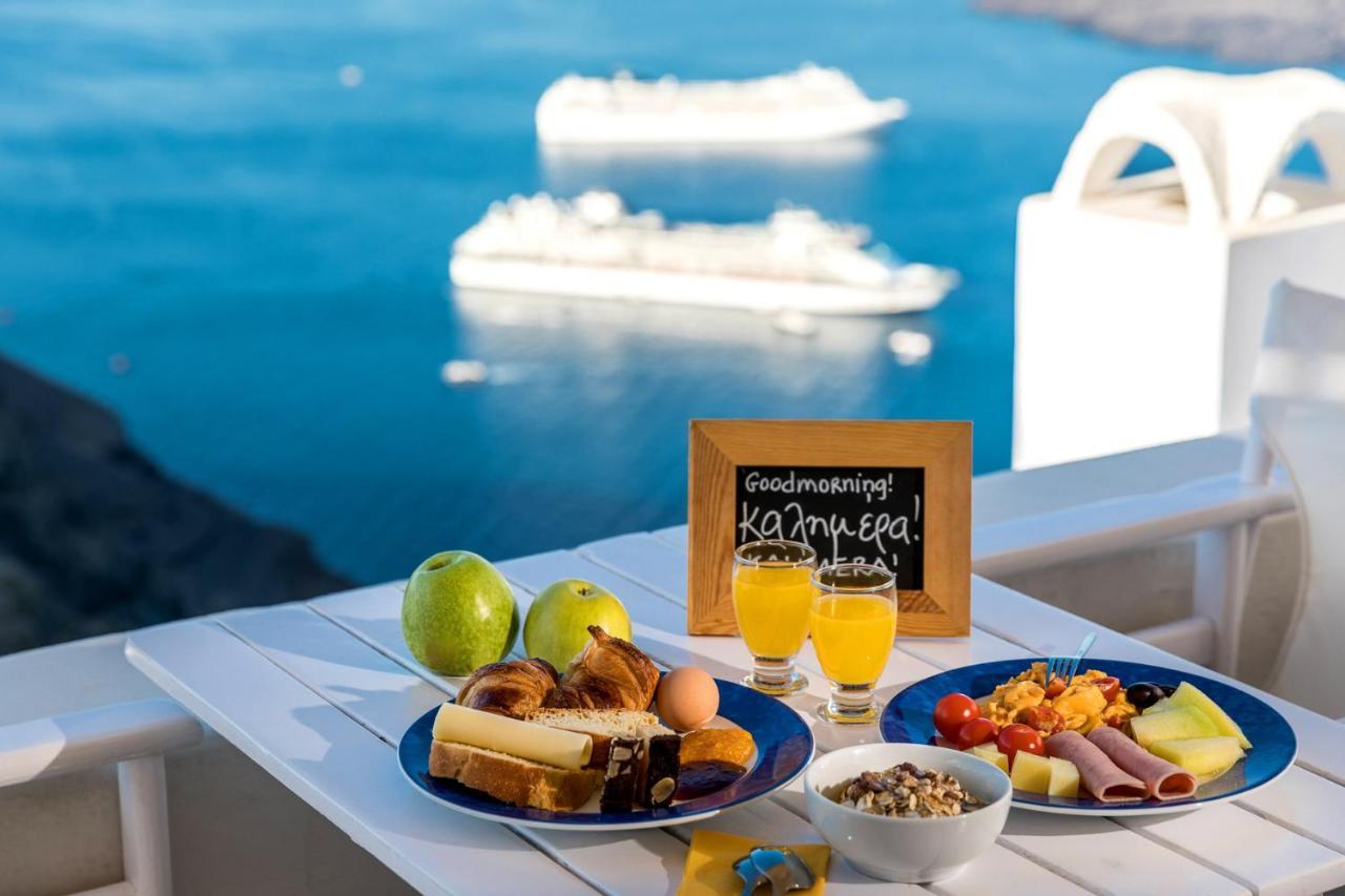 Blue Dolphins Hotel 3*