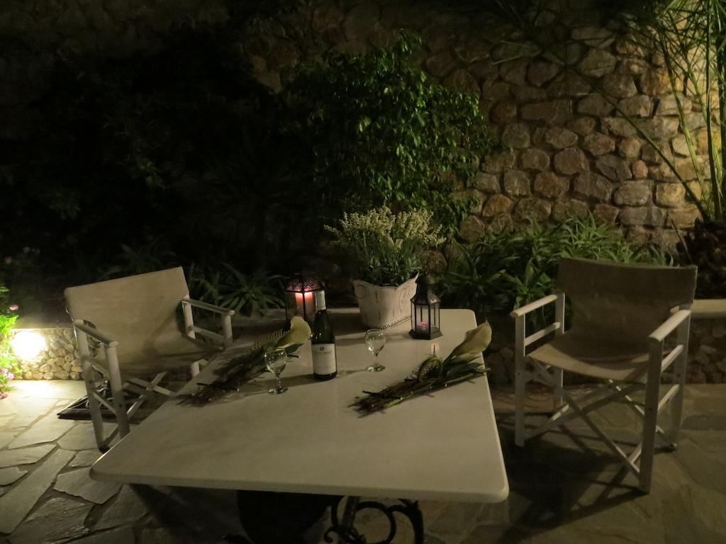 Hotel Manos