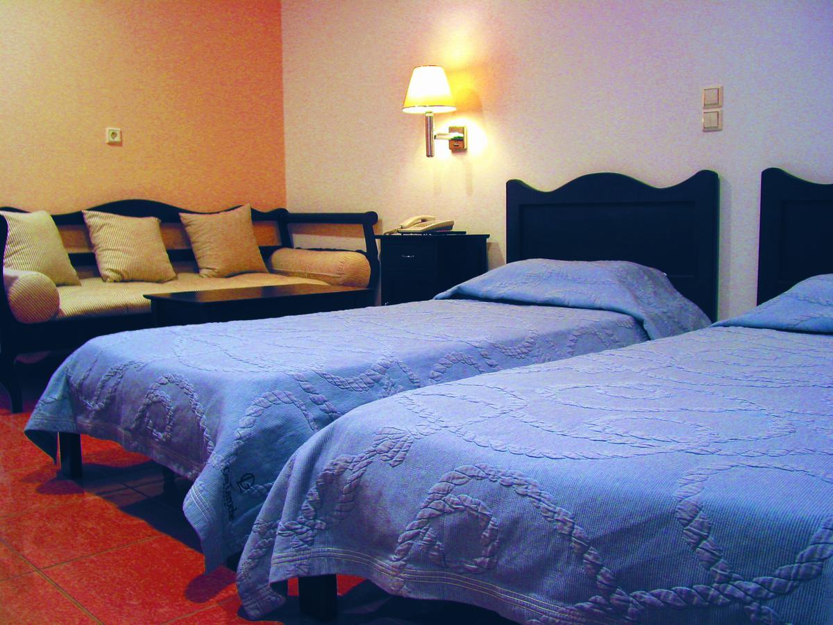 Hotel Theoxenia Caldera 4*