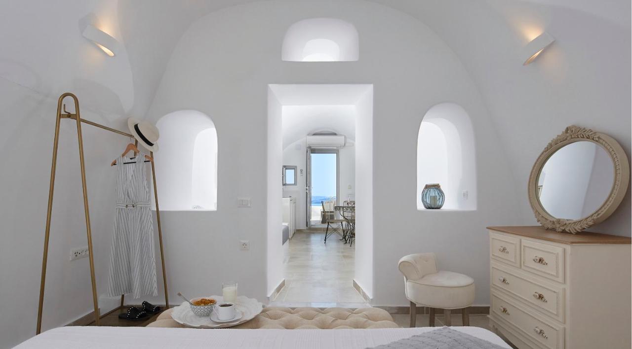 Amaya Selection Of Villa Oia (Santorini)