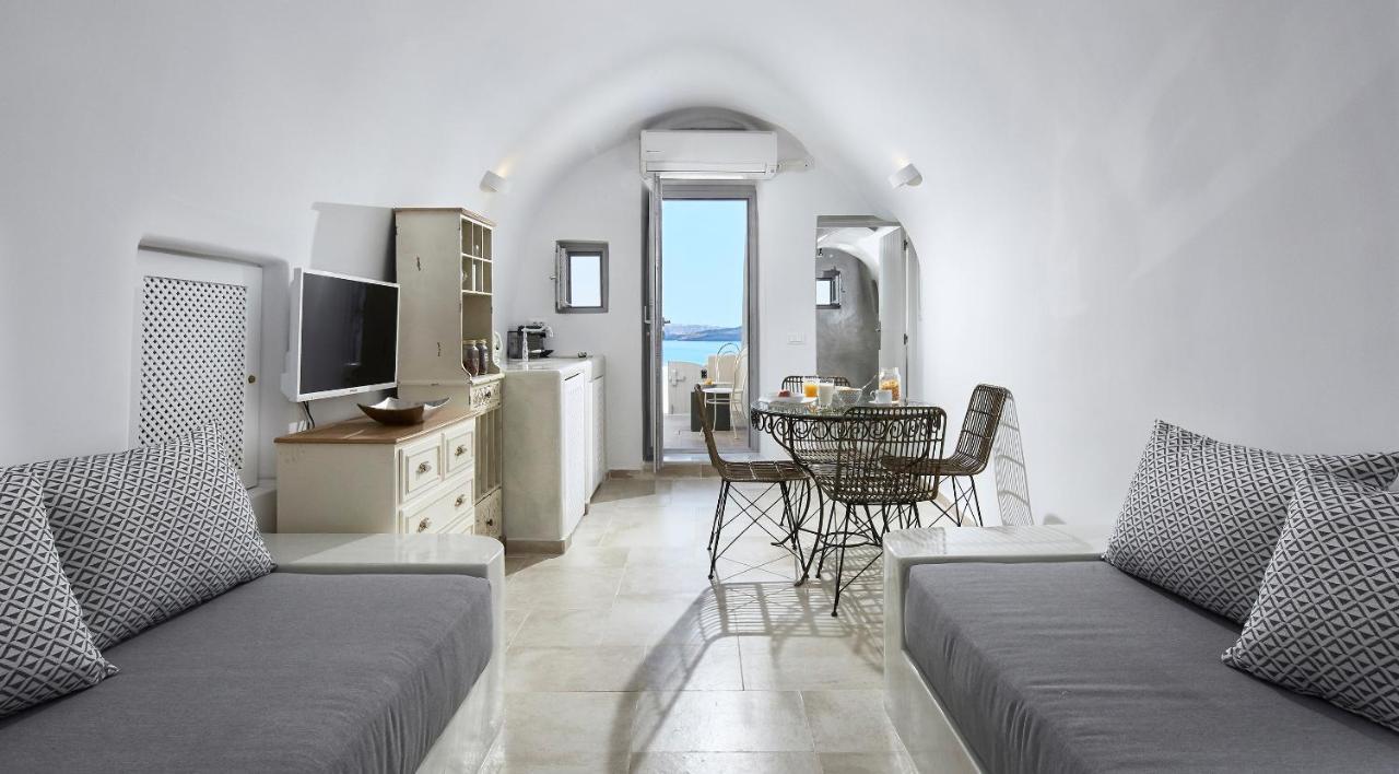 Amaya Selection Of * Oia (Santorini)