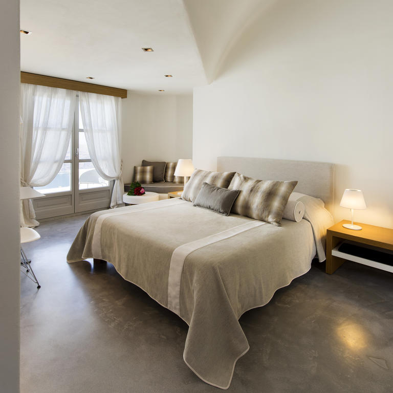 Avaton And (adults Only) Imerovigli (Santorini)