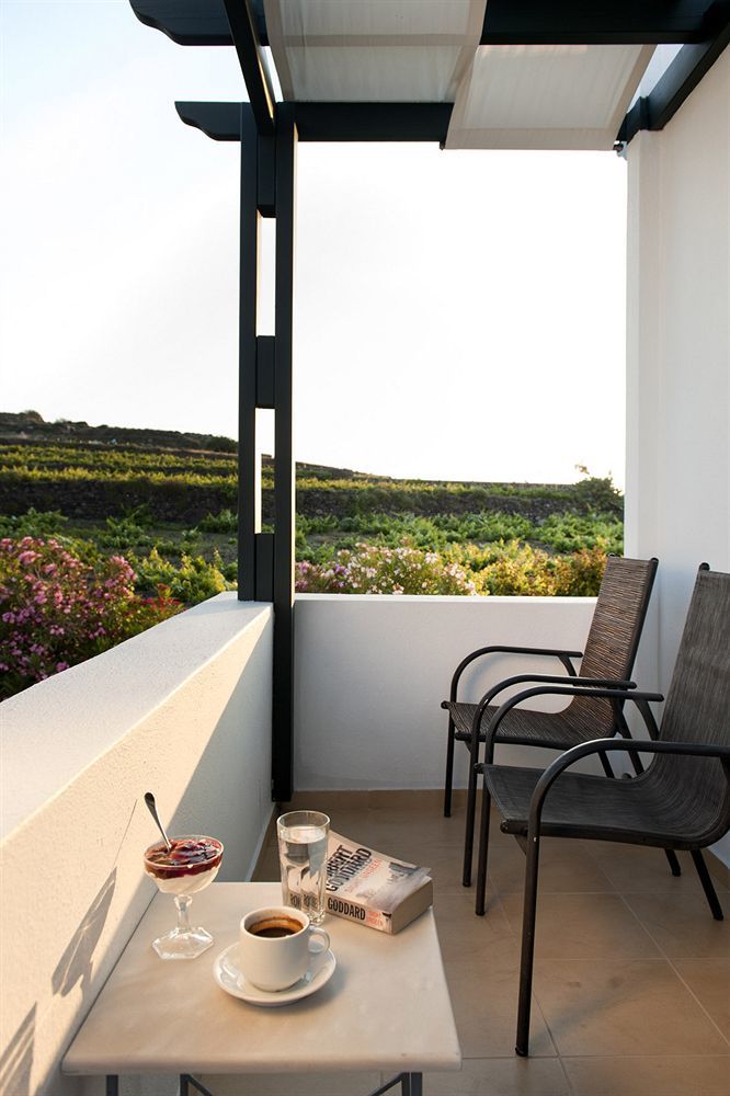 Anthonas Apartments Imerovigli (Santorini)