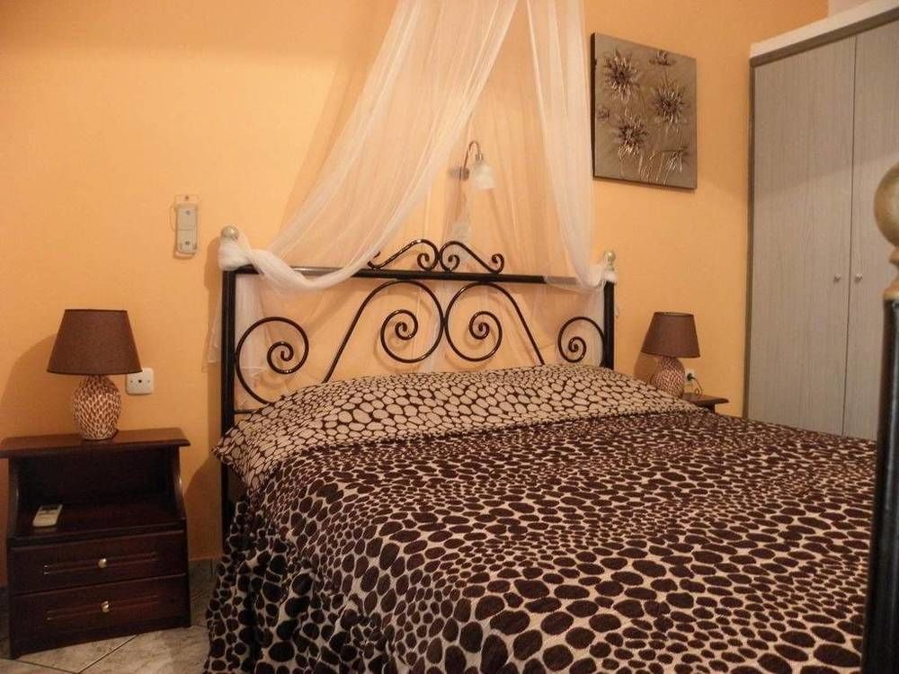 Hotel Danae 3*