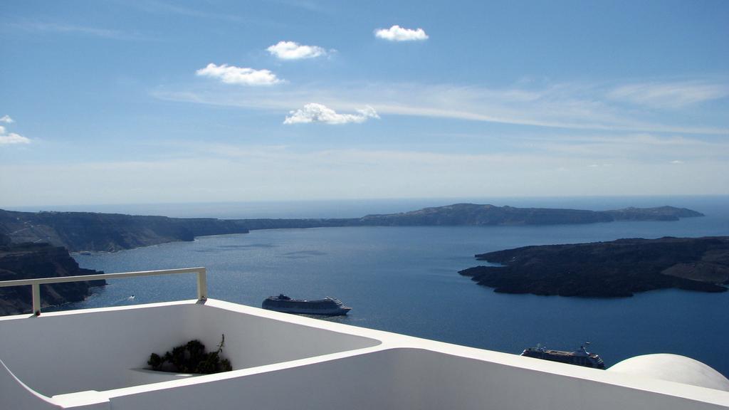 Irida - Santorini 4*
