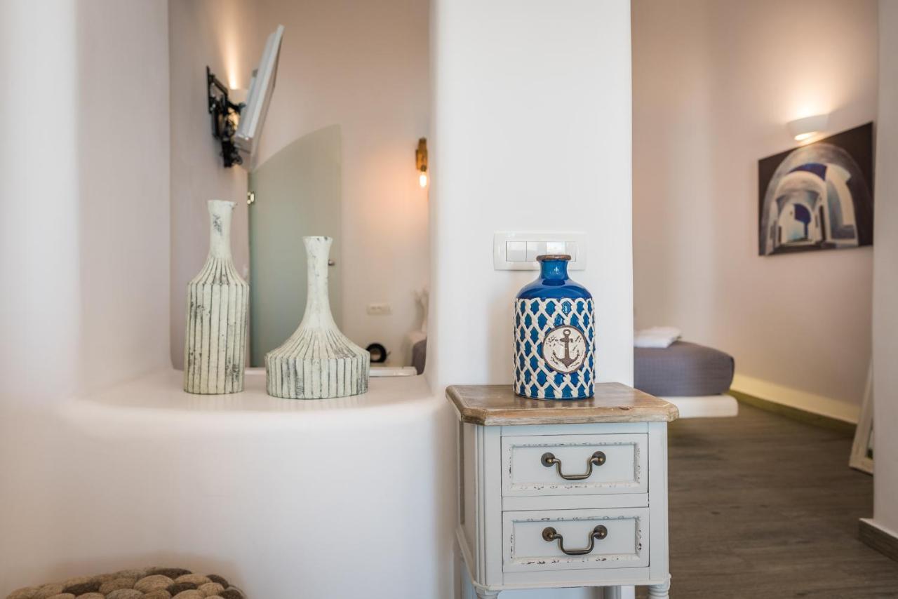 Angel Luxury 3* Fira (Santorini)