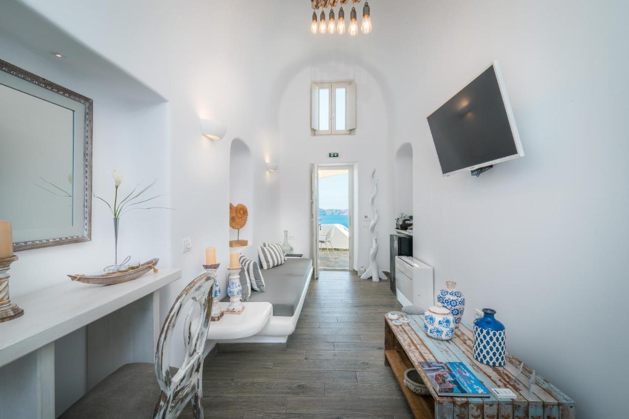 Hotel Angel Luxury Fira (Santorini)