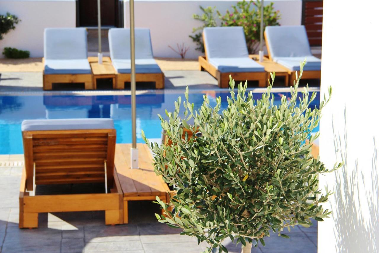 Aparthotel Ifestos