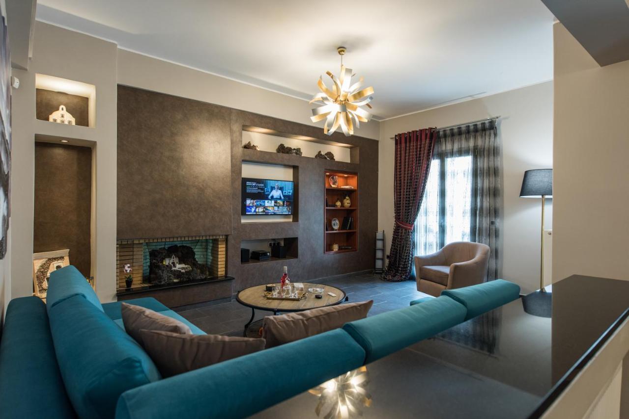 Platinum Villa Kamari (Santorini)