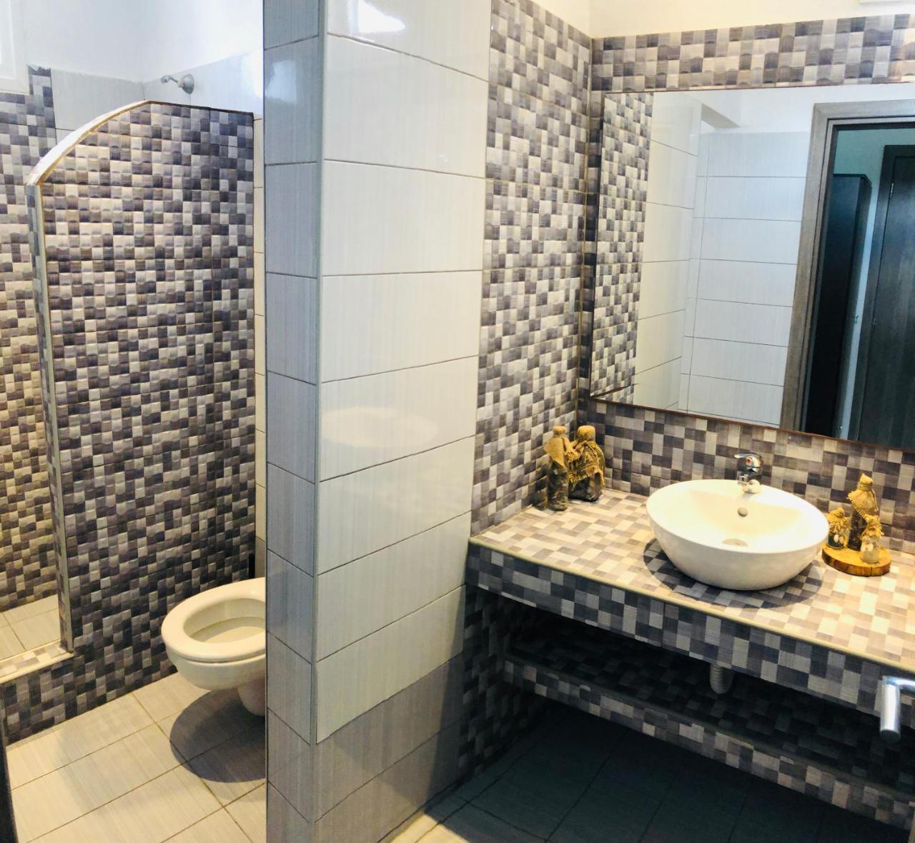 Livadaros Guest house Karterados (Santorini)