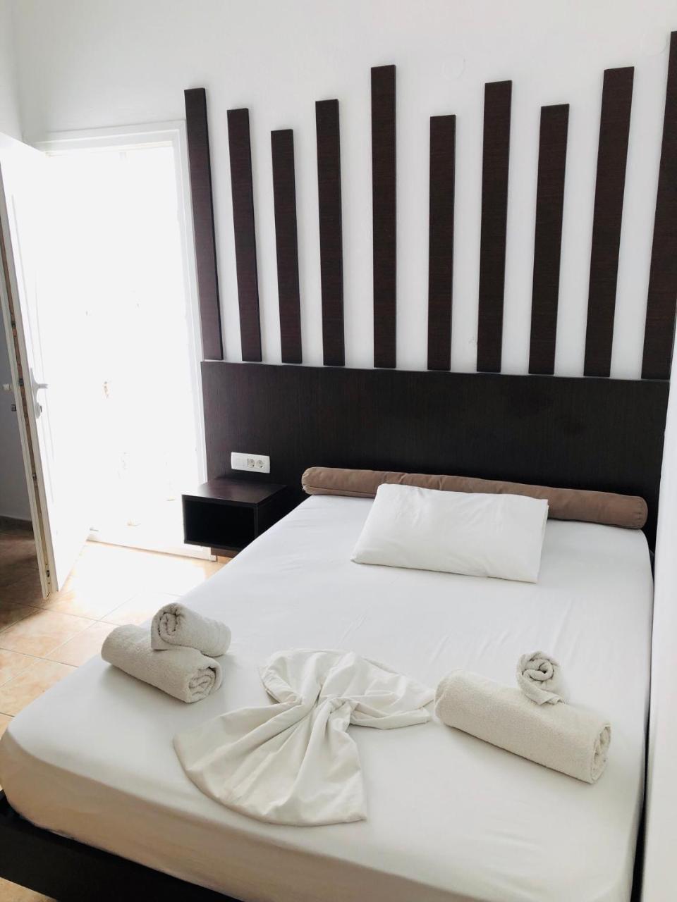 Guest house Livadaros